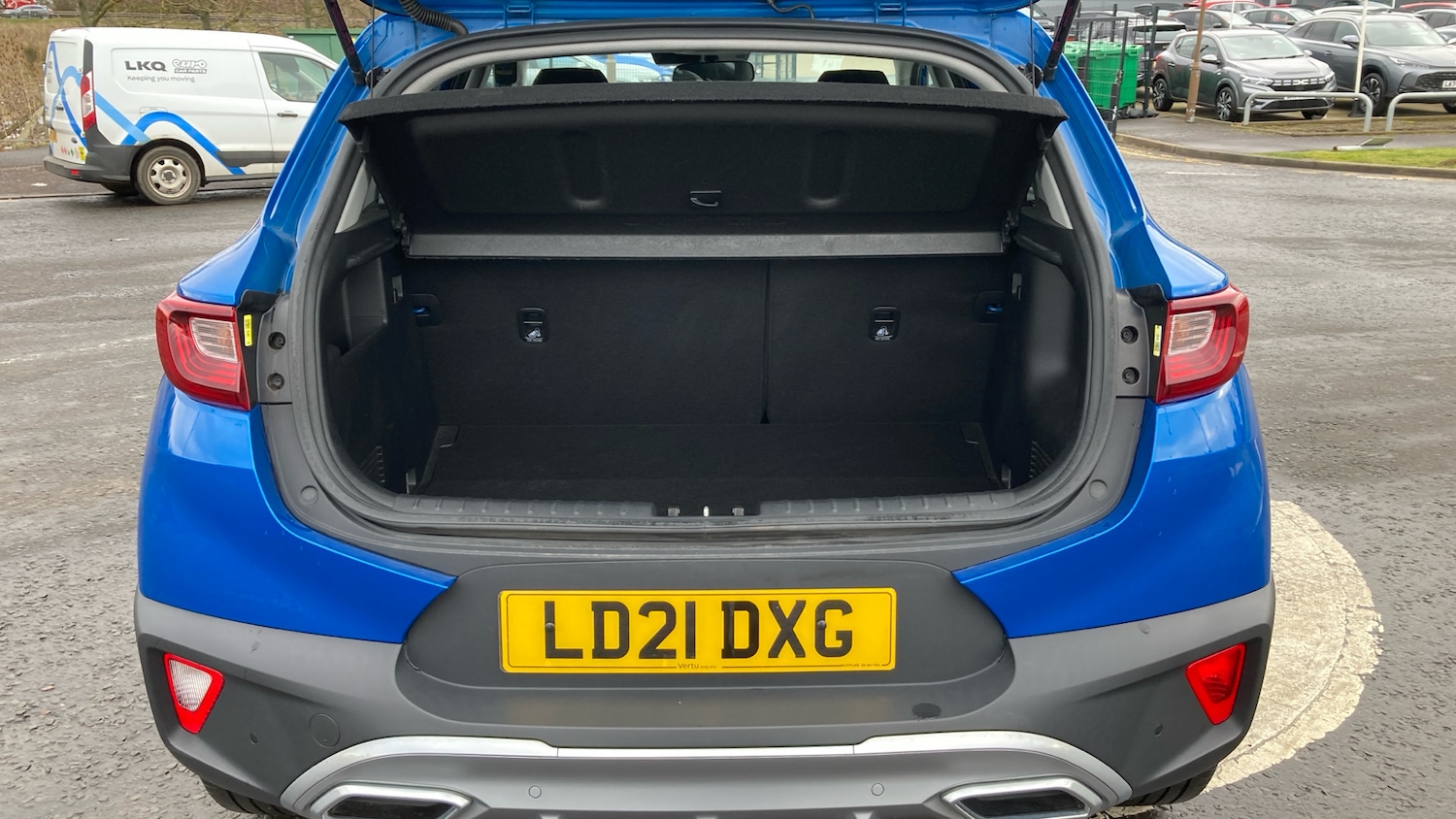 Used Kia Stonic 2021 for sale - 77951374: Photo 4