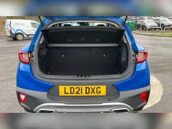 Used Kia Stonic 2021 for sale - 77951374: Photo