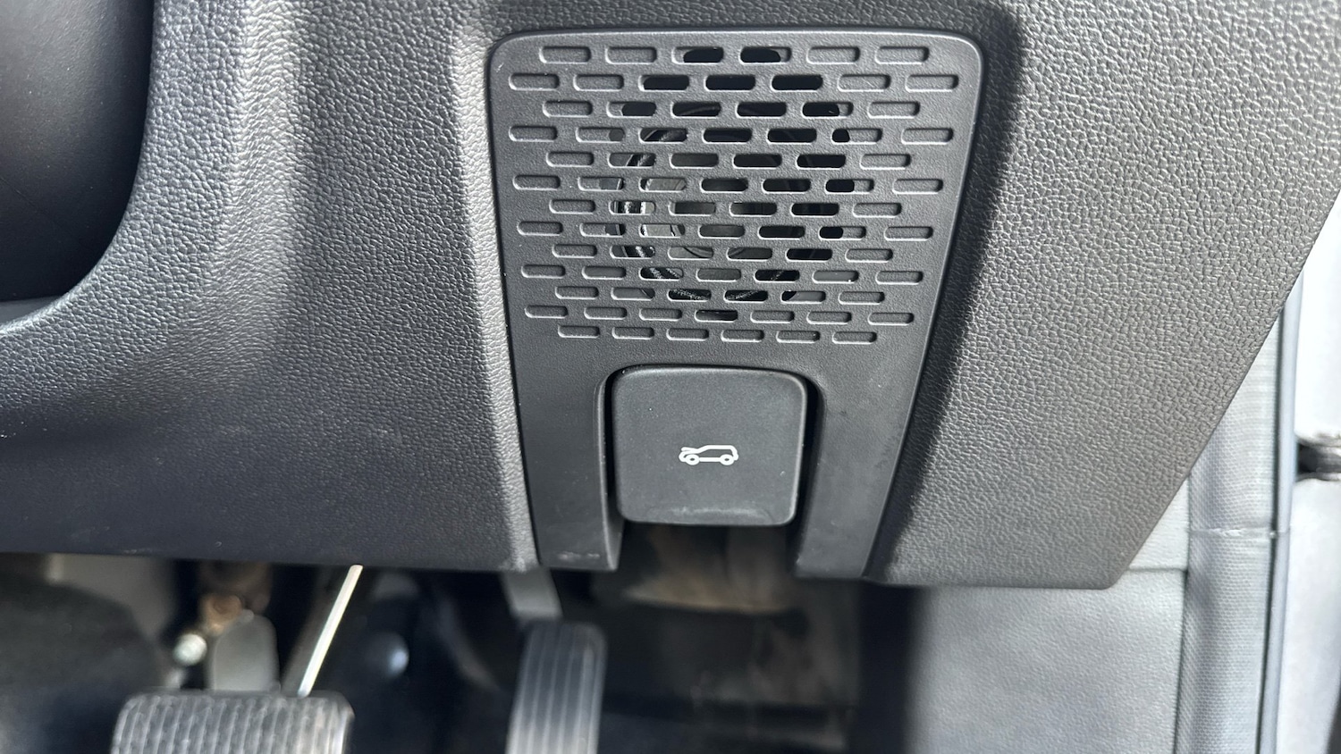 Vehicle 32