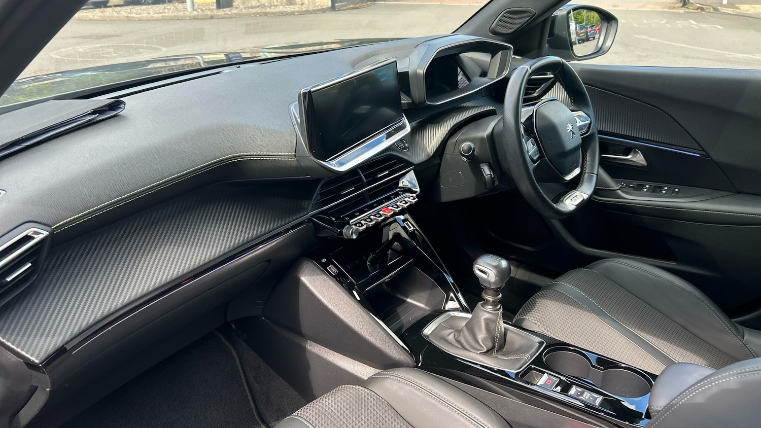 Used Peugeot 2008 2022 for sale - 76918776: Photo 9