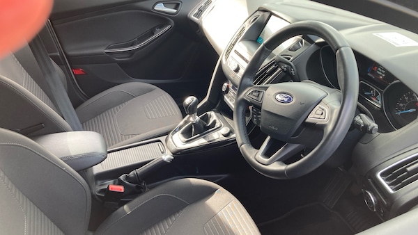 Used Ford Focus 2018 for sale - 76177000: Photo 11