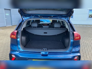 Used Kia Niro 2020 for sale - 76761918: Photo