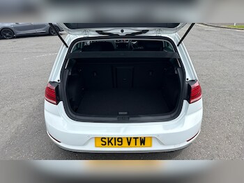Used Volkswagen Golf 2019 for sale - 78629726: Photo