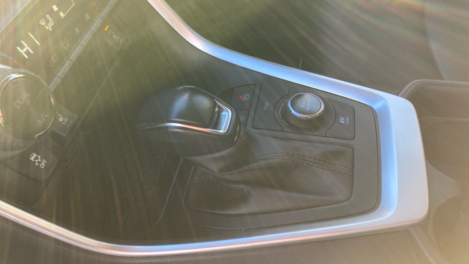 Used Toyota RAV4 2021 for sale - 76378927: Photo 13