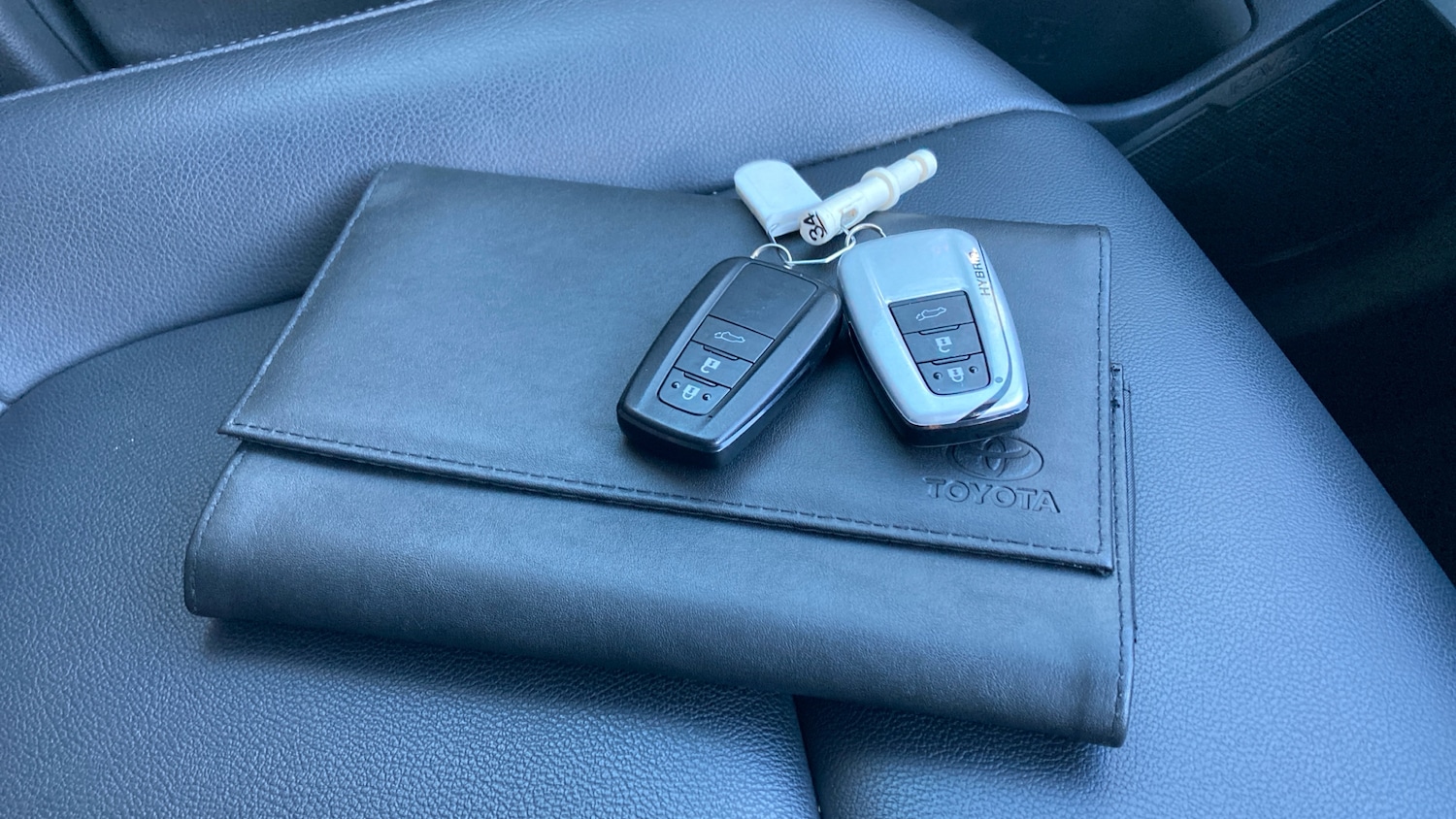 Used Toyota RAV4 2021 for sale - 76378927: Photo 19