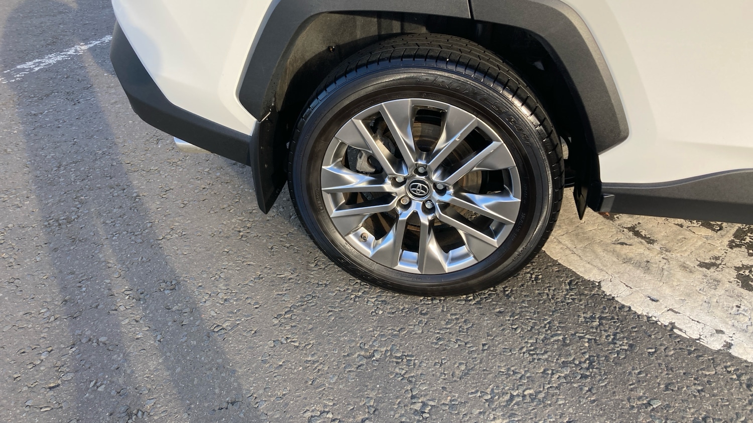 Used Toyota RAV4 2021 for sale - 76378927: Photo 25