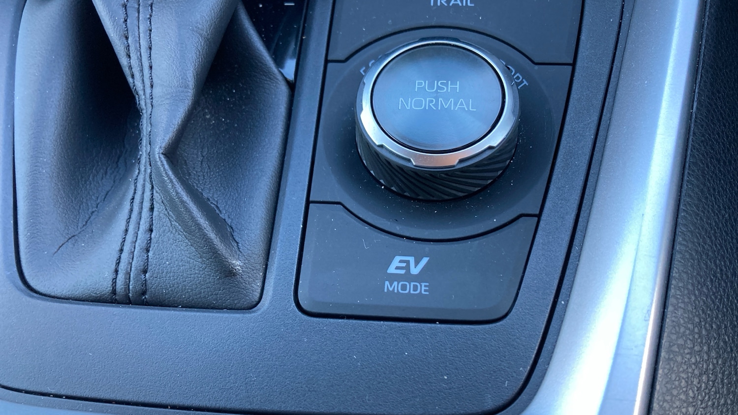 Used Toyota RAV4 2021 for sale - 76378927: Photo 38