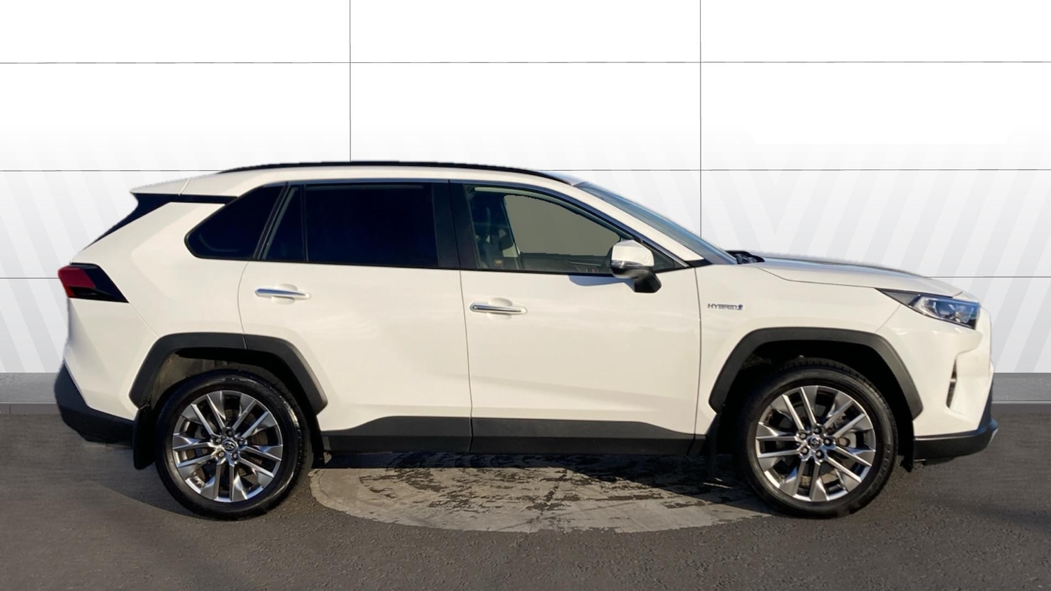 Used Toyota RAV4 2021 for sale - 76378927: Photo 5