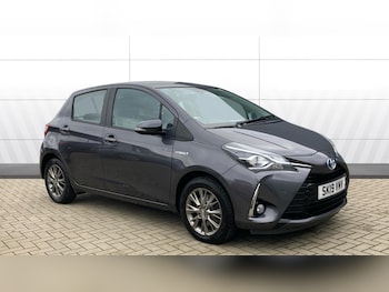 Used Toyota Yaris 2019 for sale - 77789472: Photo