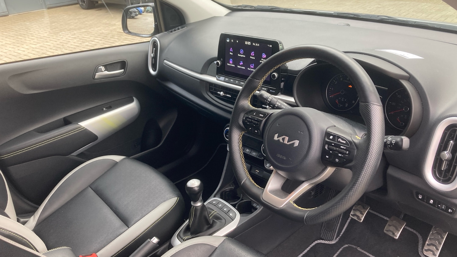 Used Kia Picanto 2022 for sale - 76655745: Photo 11