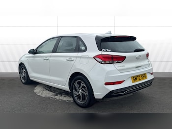 Used Hyundai i30 2023 for sale - 78991926: Photo