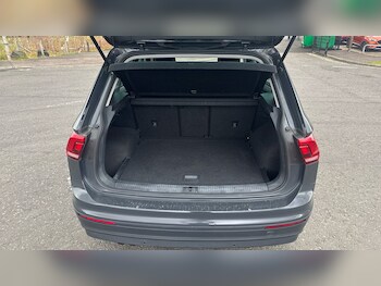Used Volkswagen Tiguan 2019 for sale - 75869251: Photo