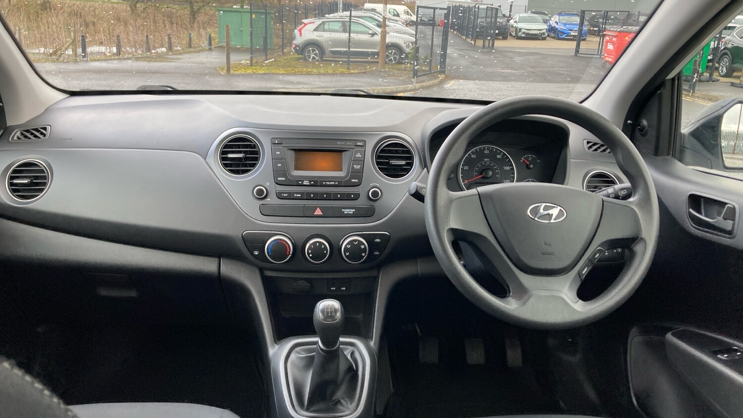 Used Hyundai i10 2018 for sale - 77917646: Photo 10