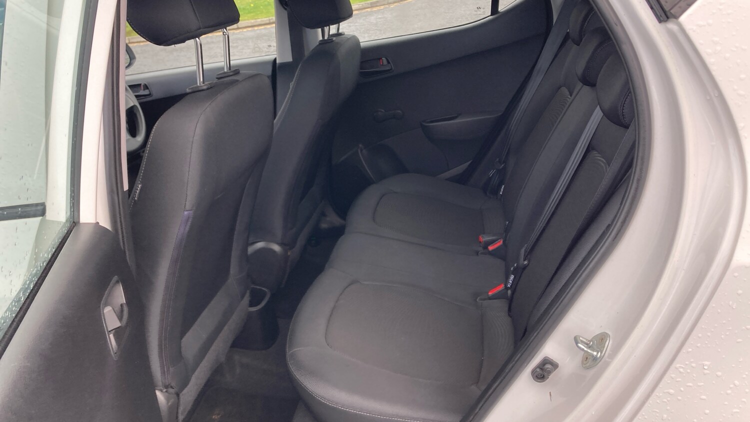 Used Hyundai i10 2018 for sale - 77917646: Photo 16