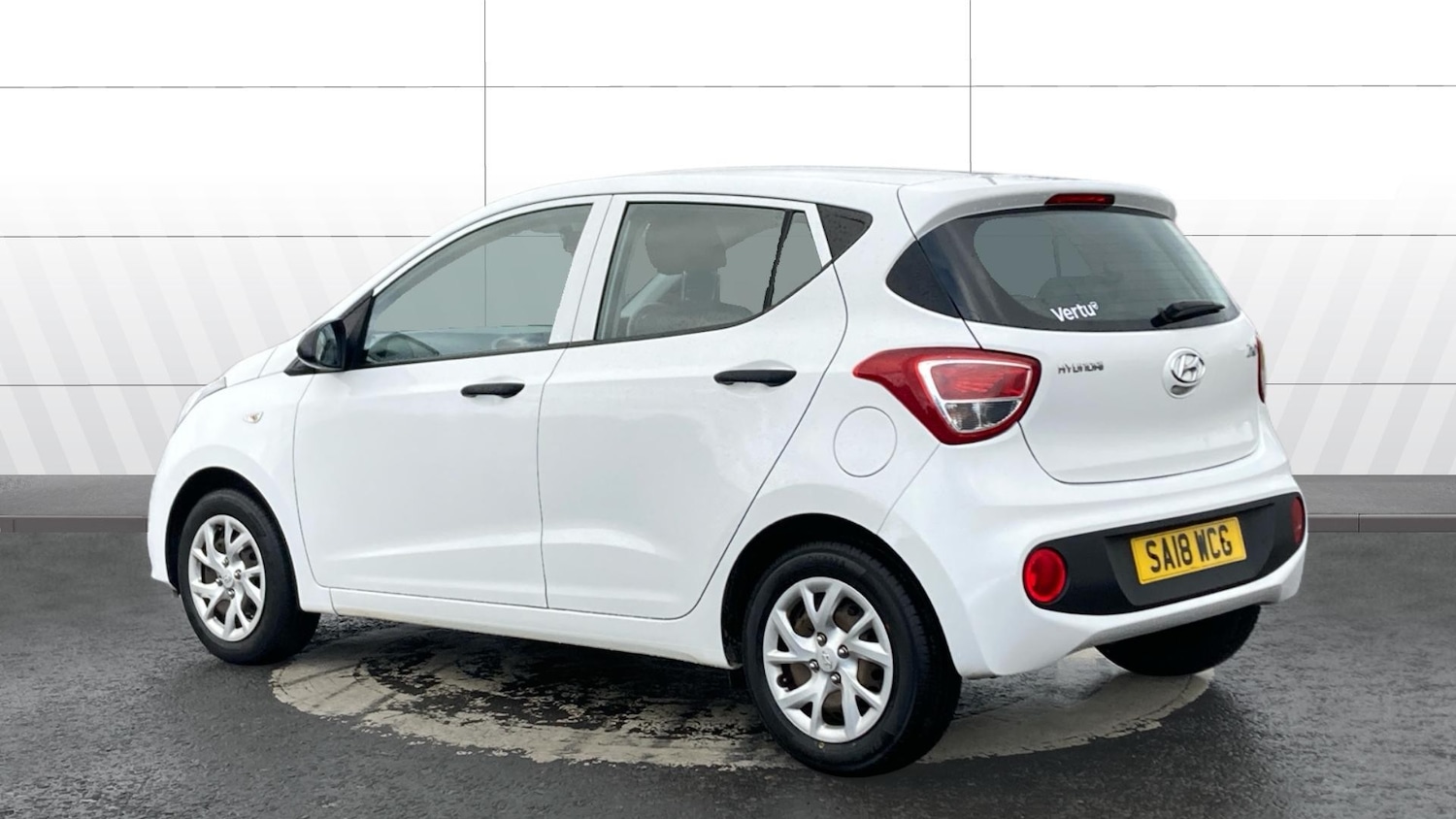 Used Hyundai i10 2018 for sale - 77917646: Photo 2