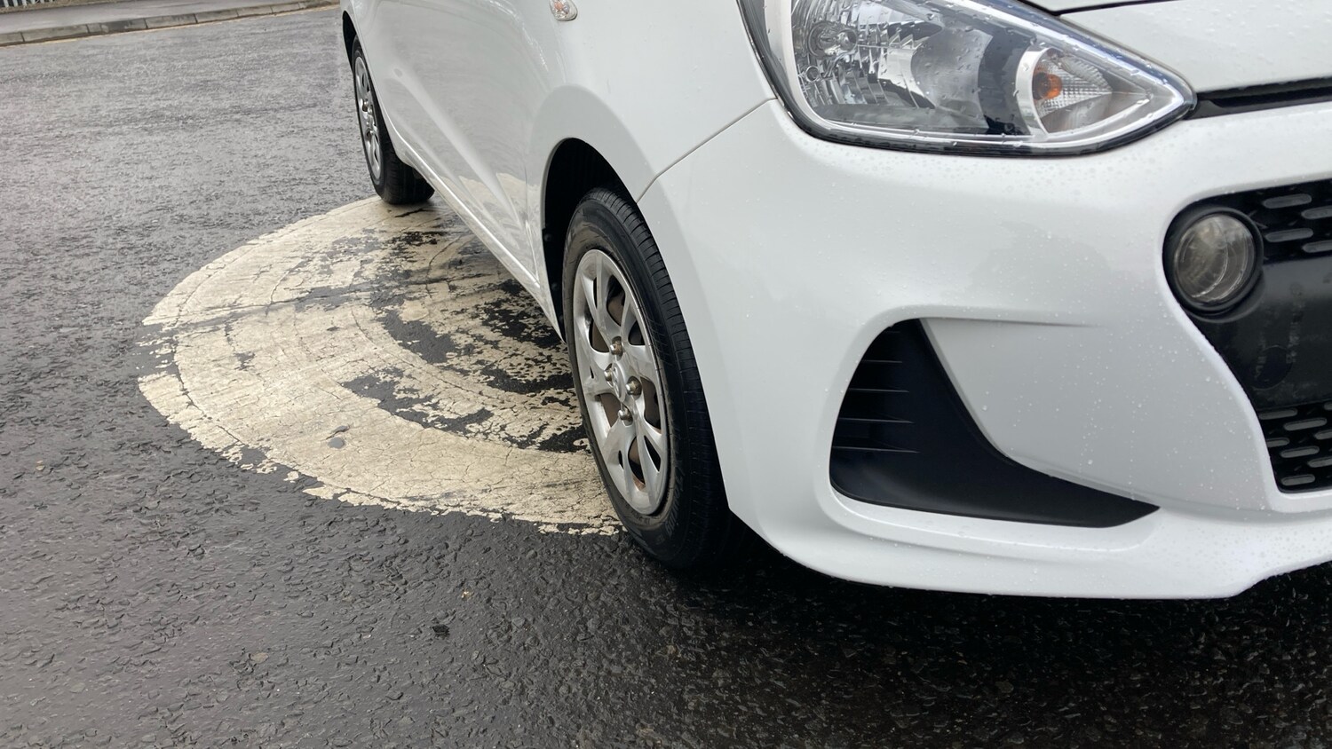 Used Hyundai i10 2018 for sale - 77917646: Photo 24