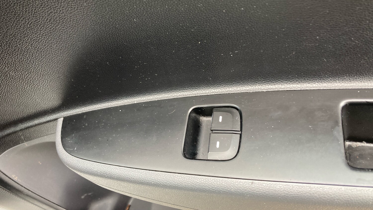 Used Hyundai i10 2018 for sale - 77917646: Photo 32