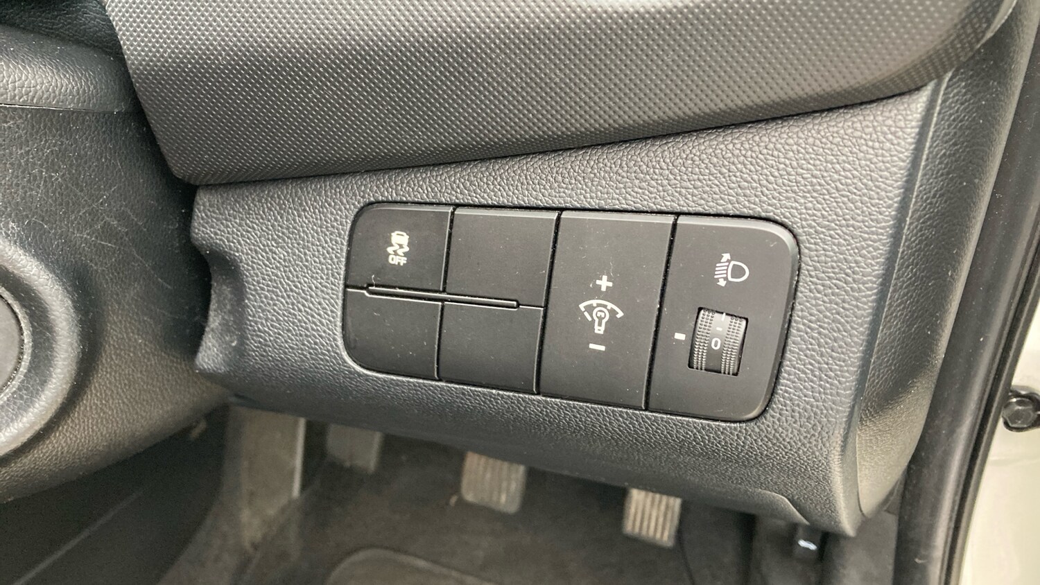 Used Hyundai i10 2018 for sale - 77917646: Photo 33