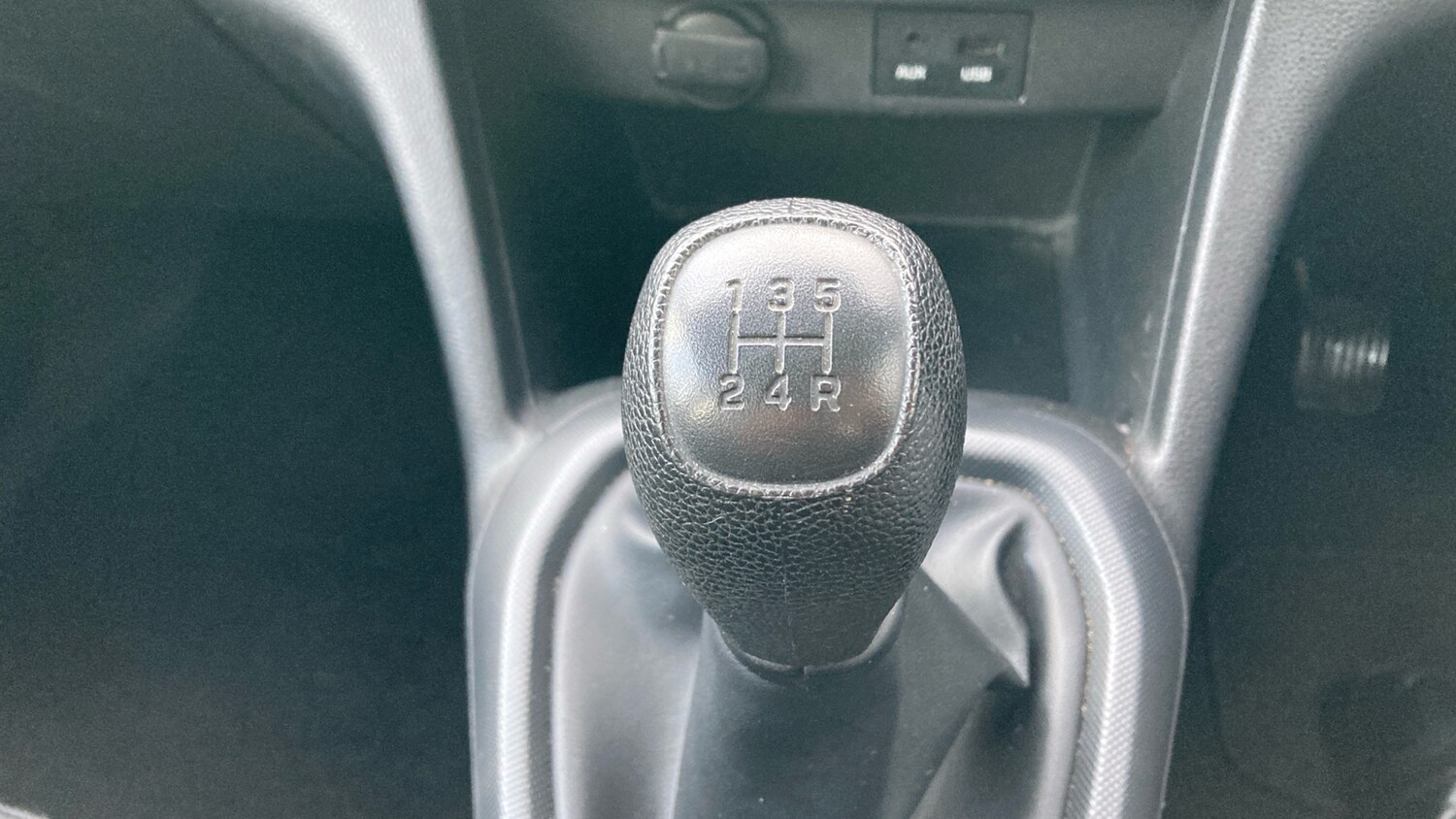 Used Hyundai i10 2018 for sale - 77917646: Photo 42