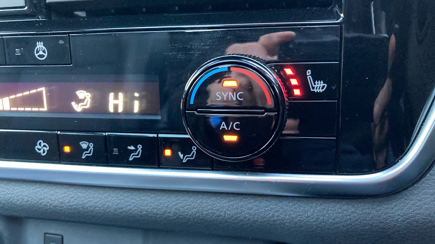 Used Nissan Qashqai 2022 for sale - 76904871: Photo 40