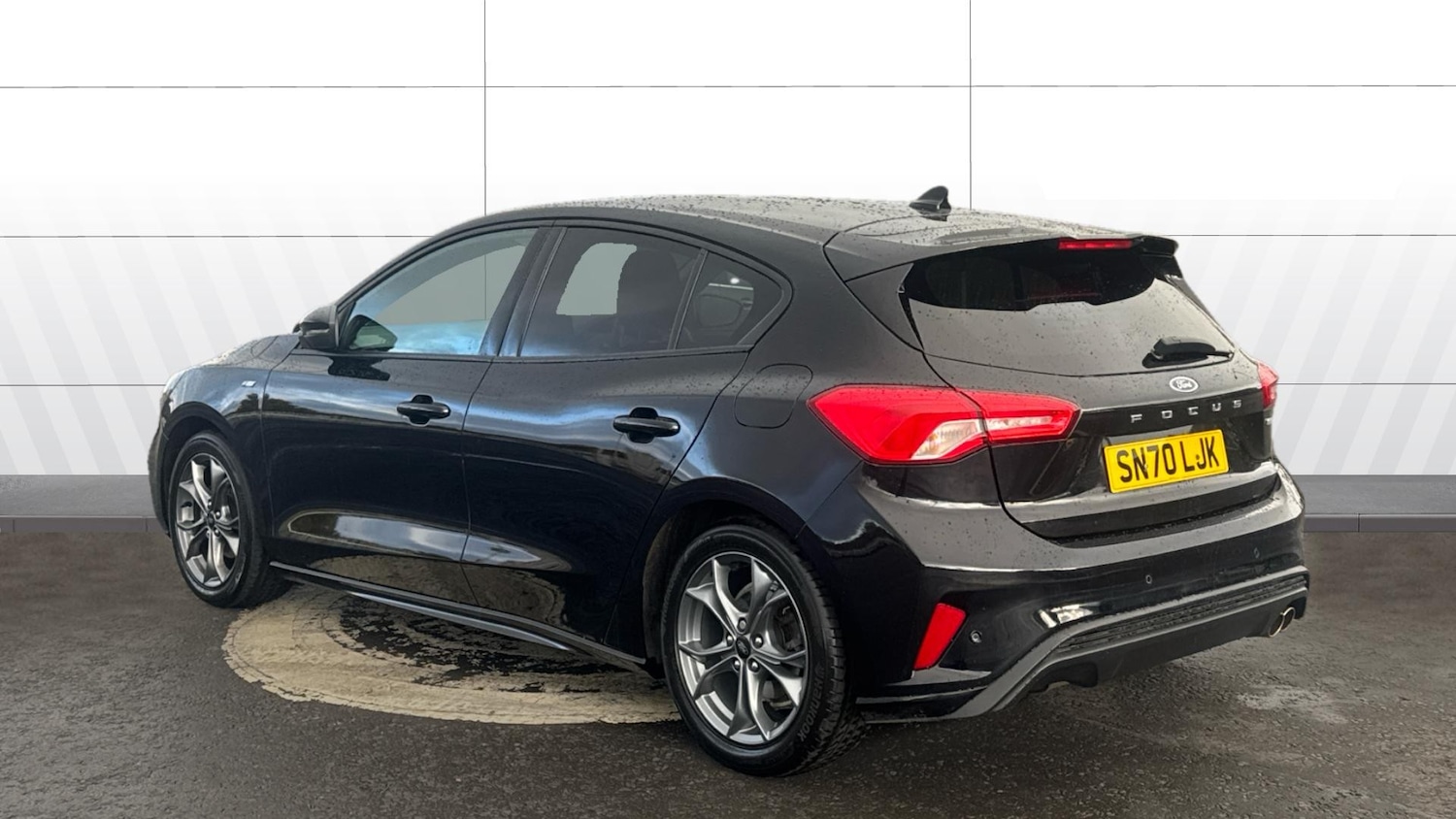 Used Ford Focus 2020 for sale - 76405182: Photo 2