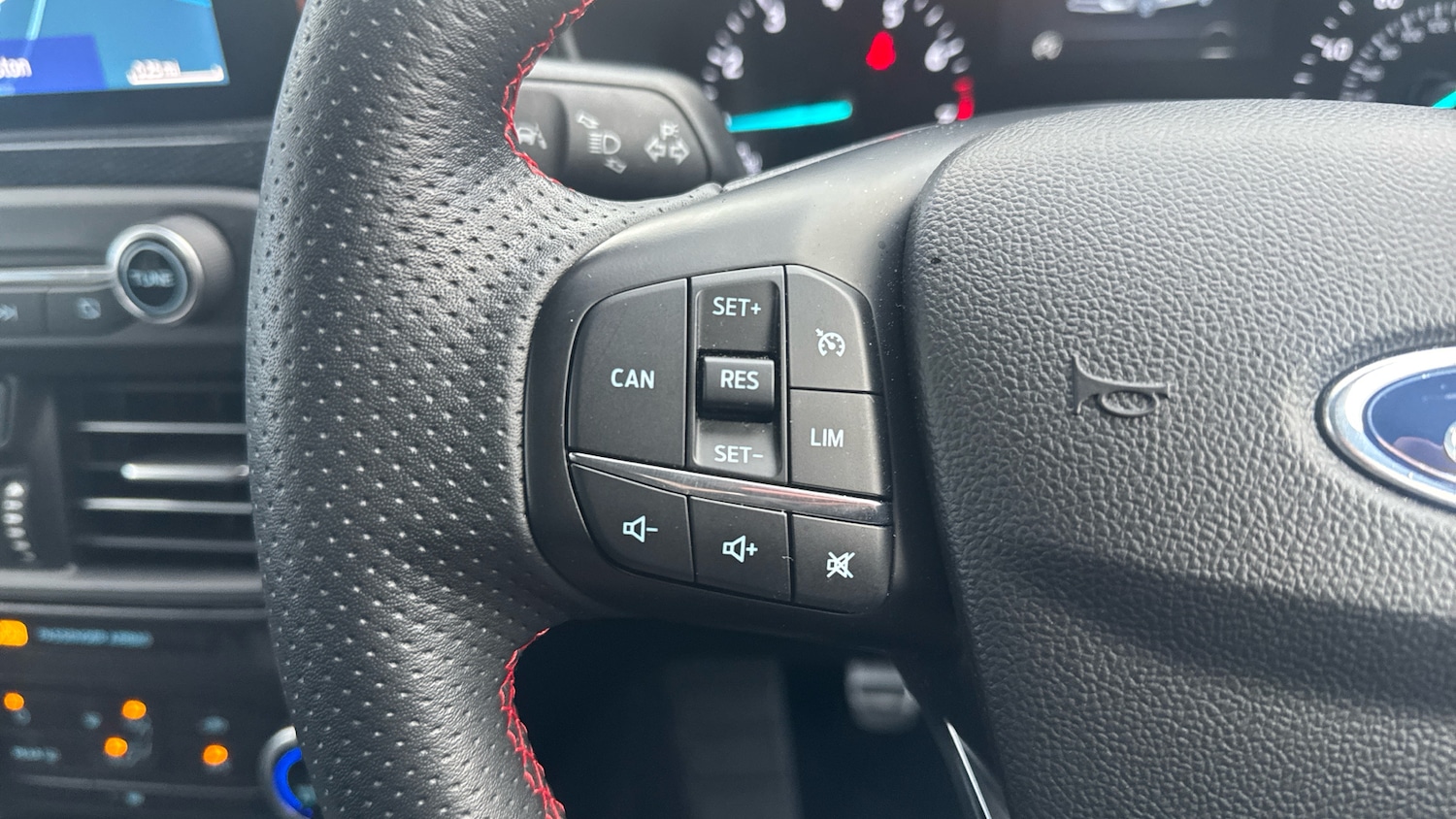 Used Ford Focus 2020 for sale - 76405182: Photo 36