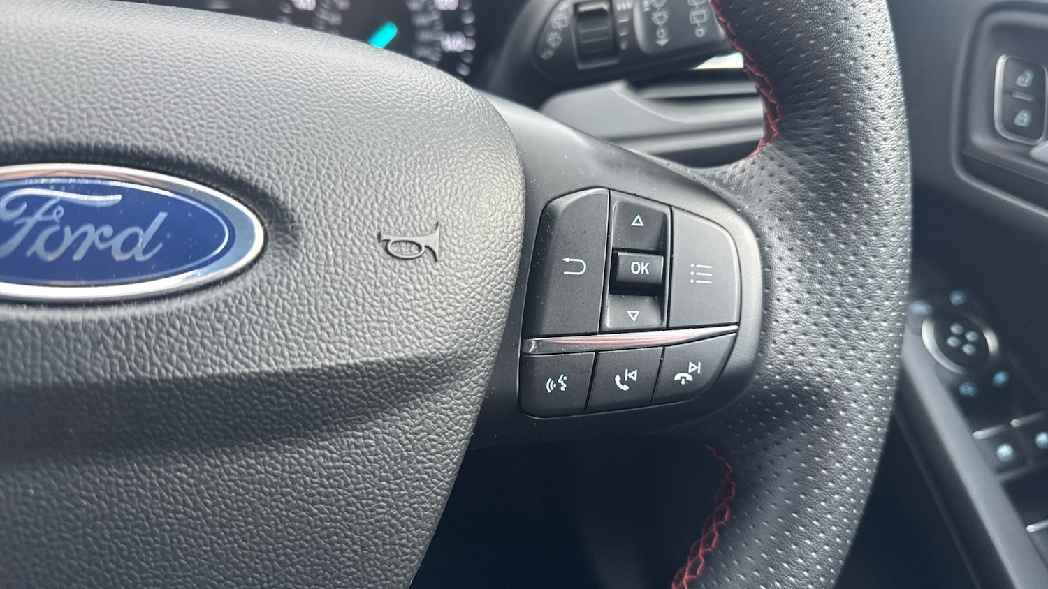 Used Ford Focus 2020 for sale - 76405182: Photo 37