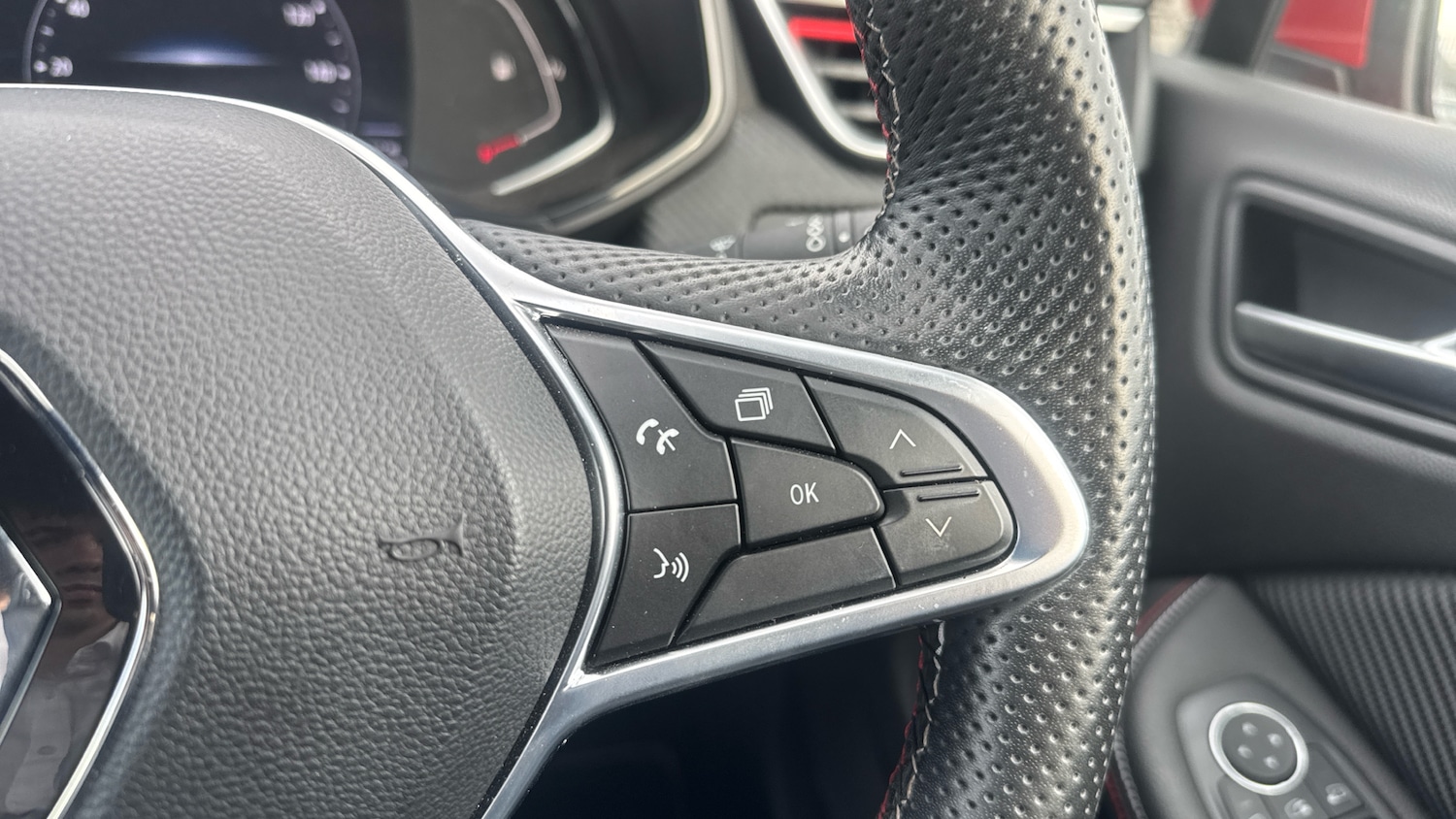 Used Renault Clio 2021 for sale - 76006676: Photo 36