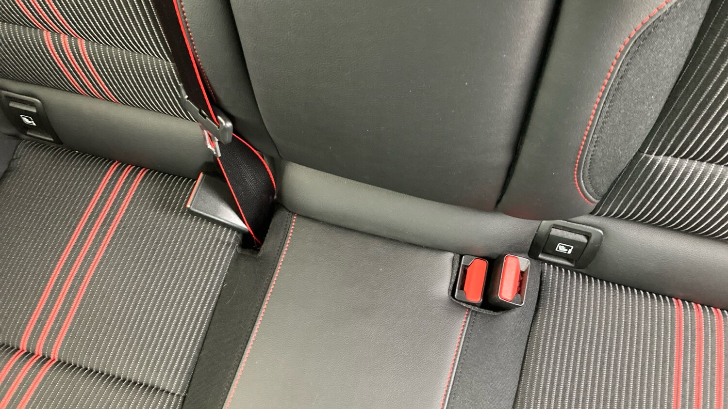 Used Renault Clio 2023 for sale - 76808036: Photo 17