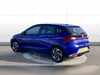 Used Hyundai i20 2023 for sale - 77883819: Photo