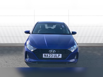 Used Hyundai i20 2023 for sale - 77883819: Photo