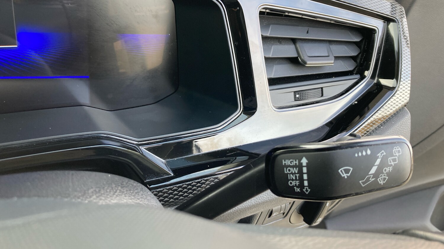 Used Volkswagen Polo 2022 for sale - 76684736: Photo 30