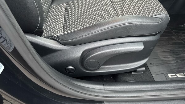 Used Kia Ceed 2025 for sale - 76224863: Photo 33