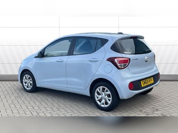 Used Hyundai i10 2018 for sale - 79623989: Photo