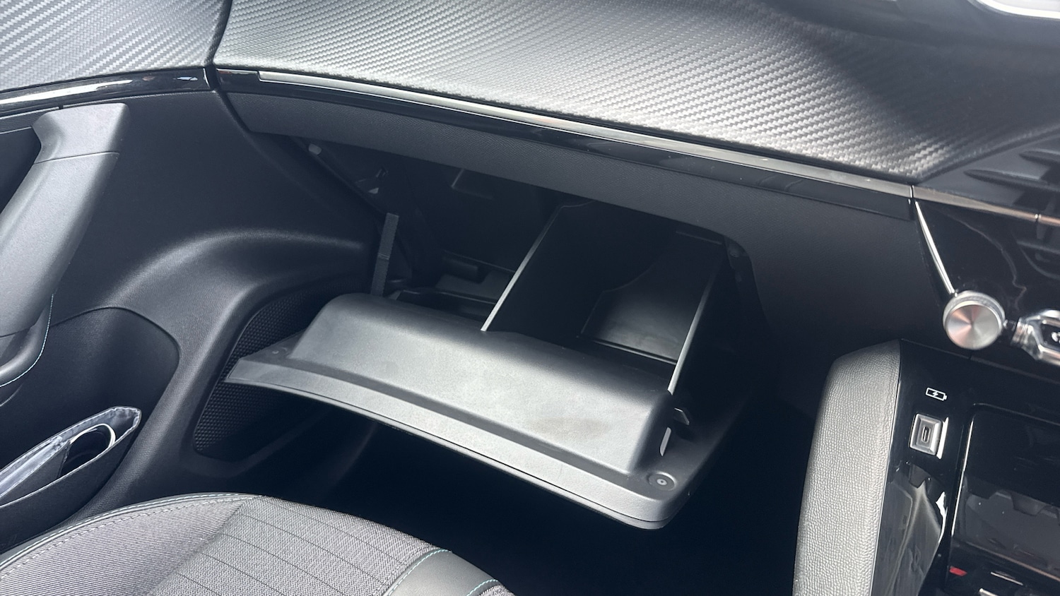 Used Peugeot 2008 2022 for sale - 78176402: Photo 29