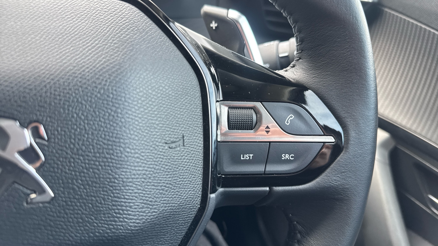 Used Peugeot 2008 2022 for sale - 78176402: Photo 31