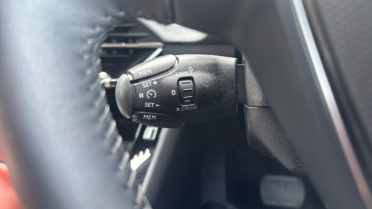 Used Peugeot 2008 2022 for sale - 78176402: Photo 34