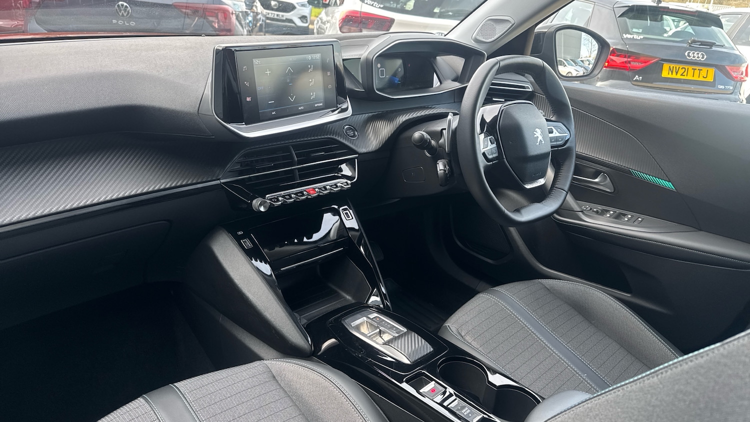 Used Peugeot 2008 2022 for sale - 78176402: Photo 9