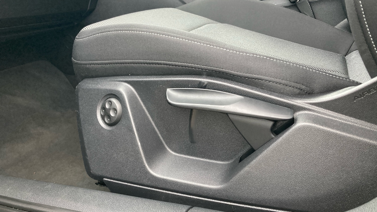 Used Audi Q2 2022 for sale - 77528063: Photo 28