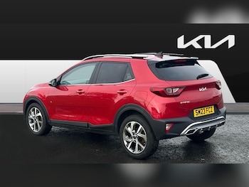 Used Kia Stonic 2023 for sale - 76176999: Photo 2