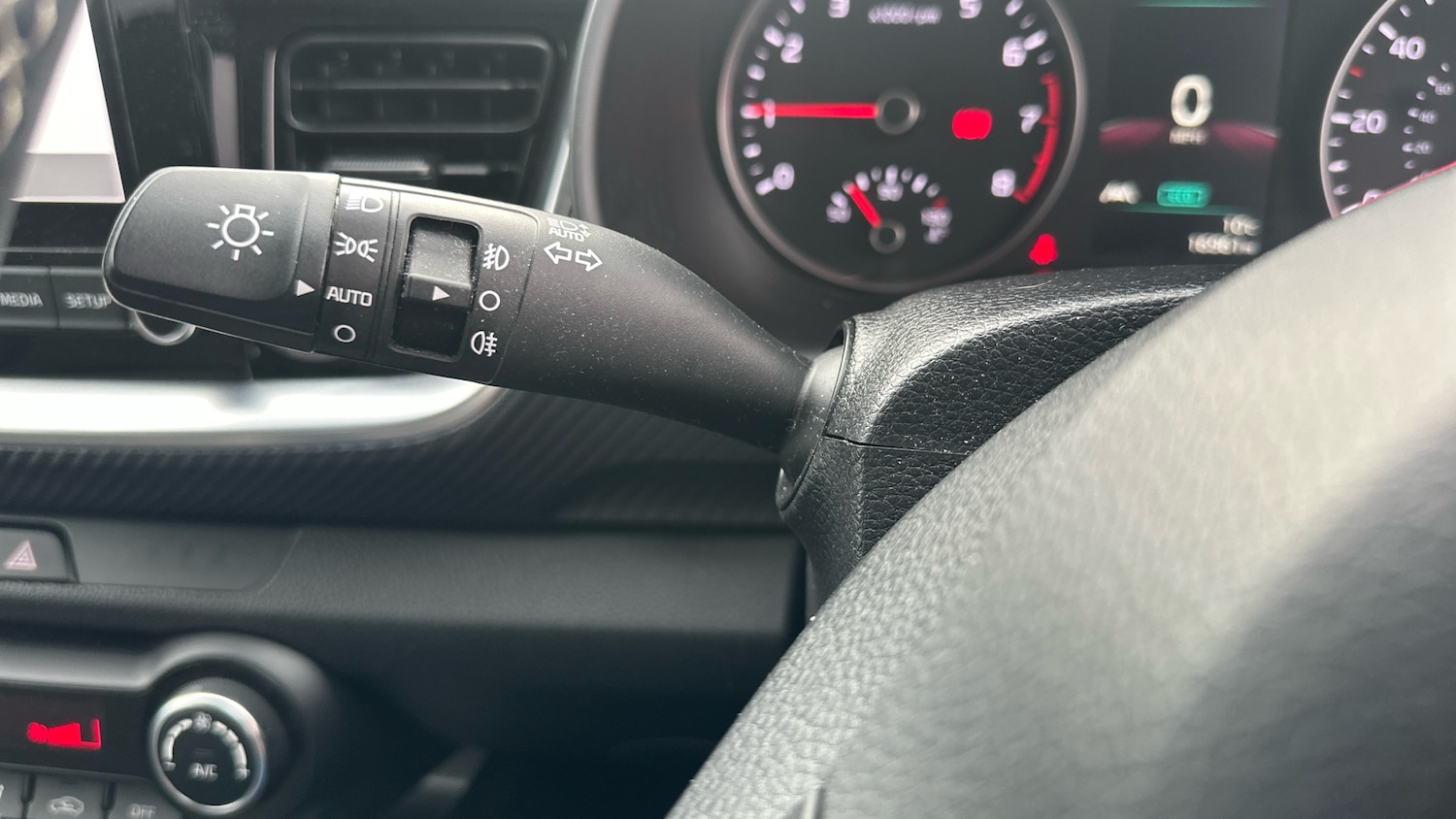 Used Kia Stonic 2023 for sale - 76176999: Photo 38