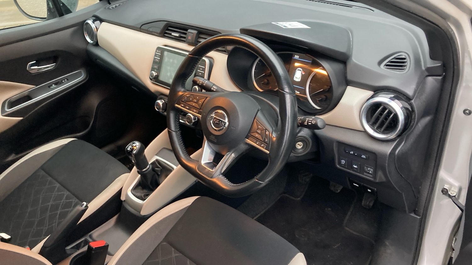 Used Nissan Micra 2019 for sale - 77380583: Photo 11