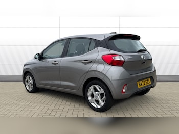 Used Hyundai i10 2022 for sale - 79055466: Photo