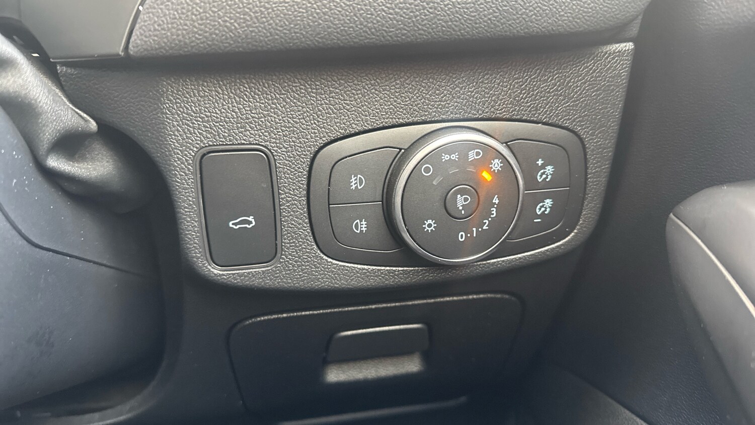 Used Ford Focus 2019 for sale - 77639083: Photo 35