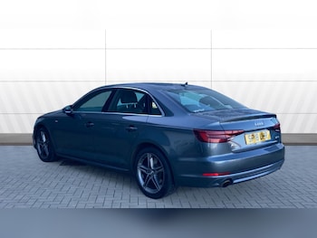 Used Audi A4 2018 for sale - 76638546: Photo