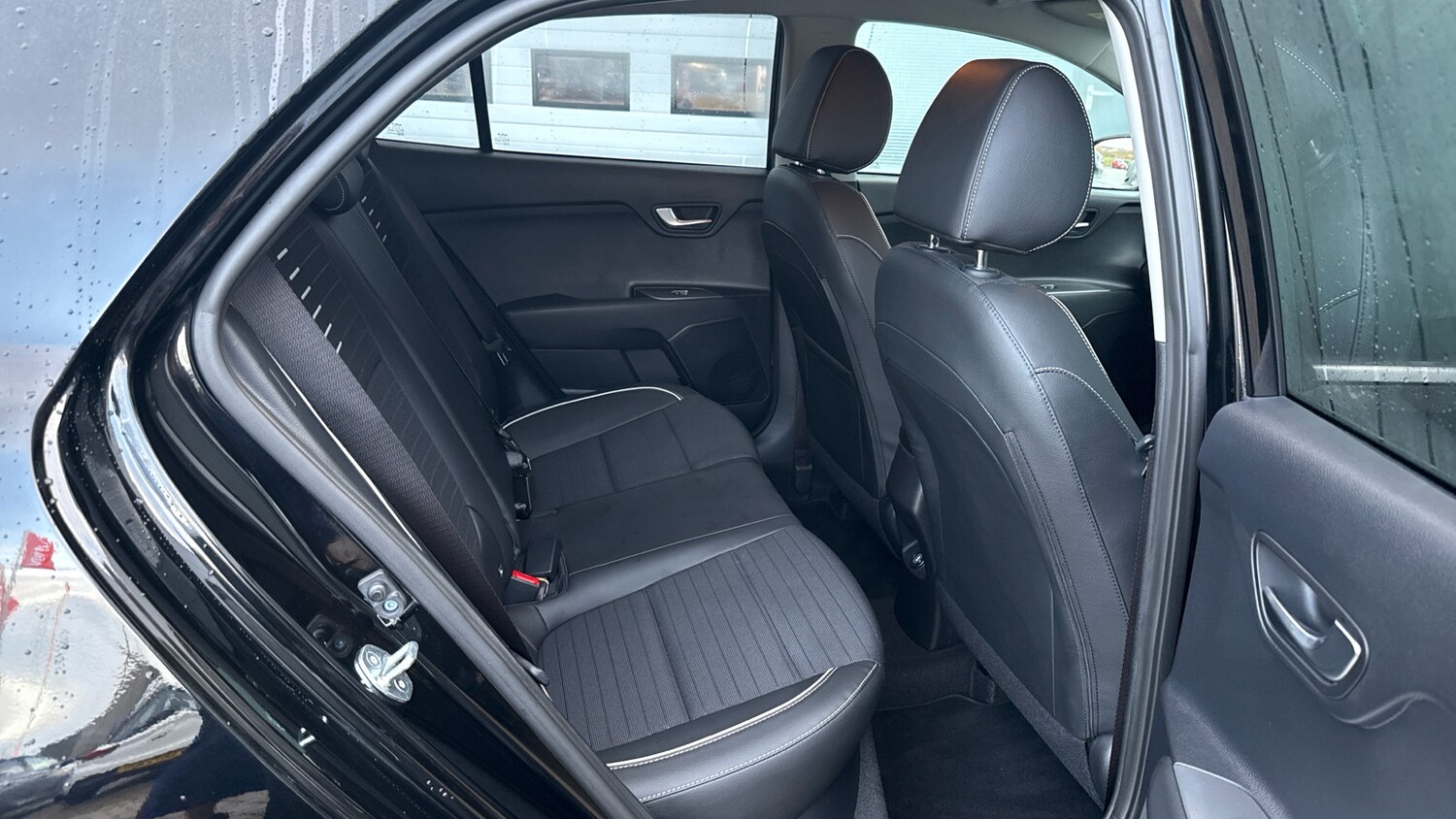 Used Kia Rio 2023 for sale - 76796782: Photo 16