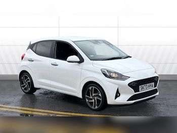 Used Hyundai i10 2023 for sale - 79491839: Photo