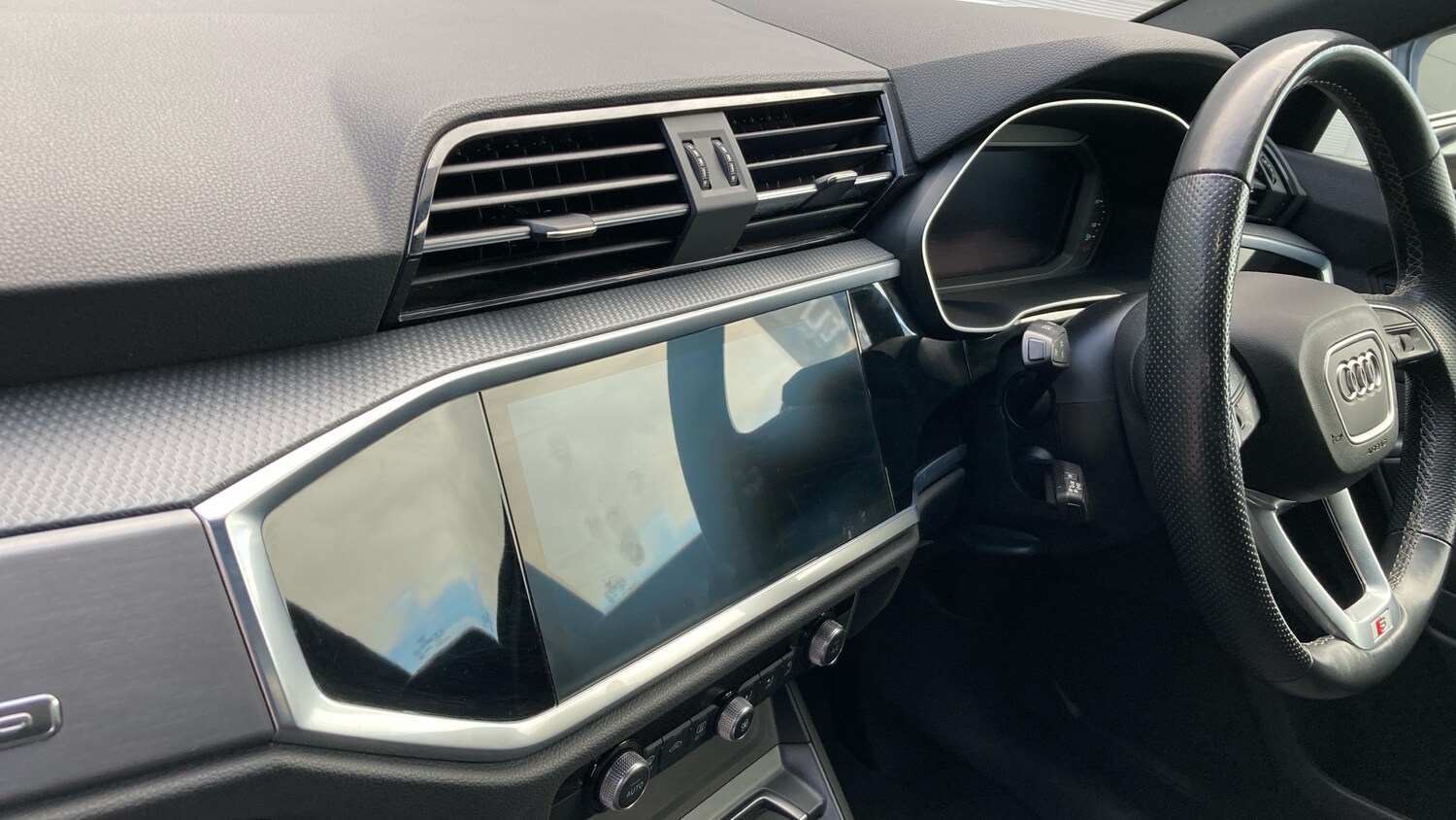 Used Audi Q3 2021 for sale - 77661937: Photo 14