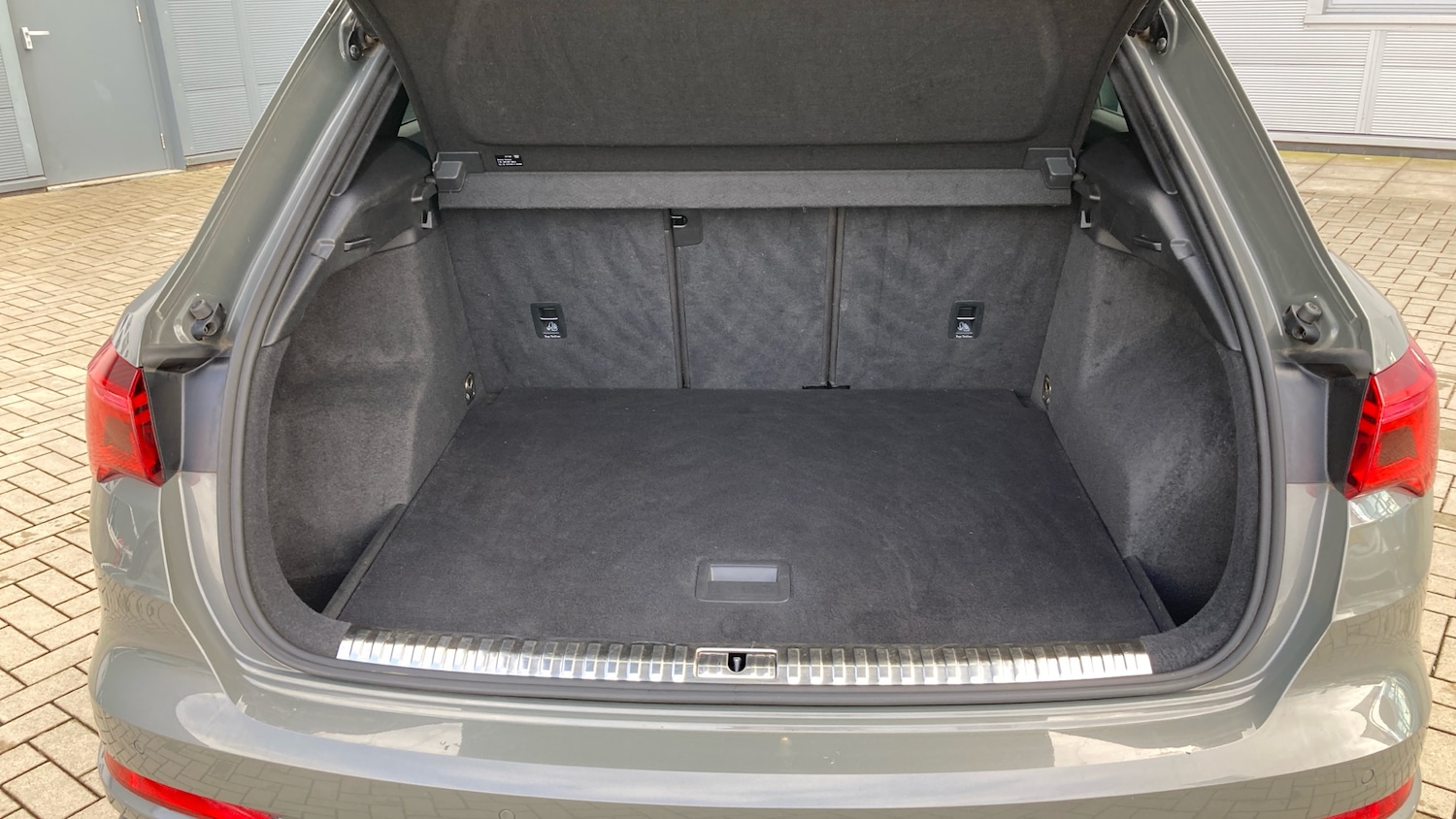 Used Audi Q3 2021 for sale - 77661937: Photo 4