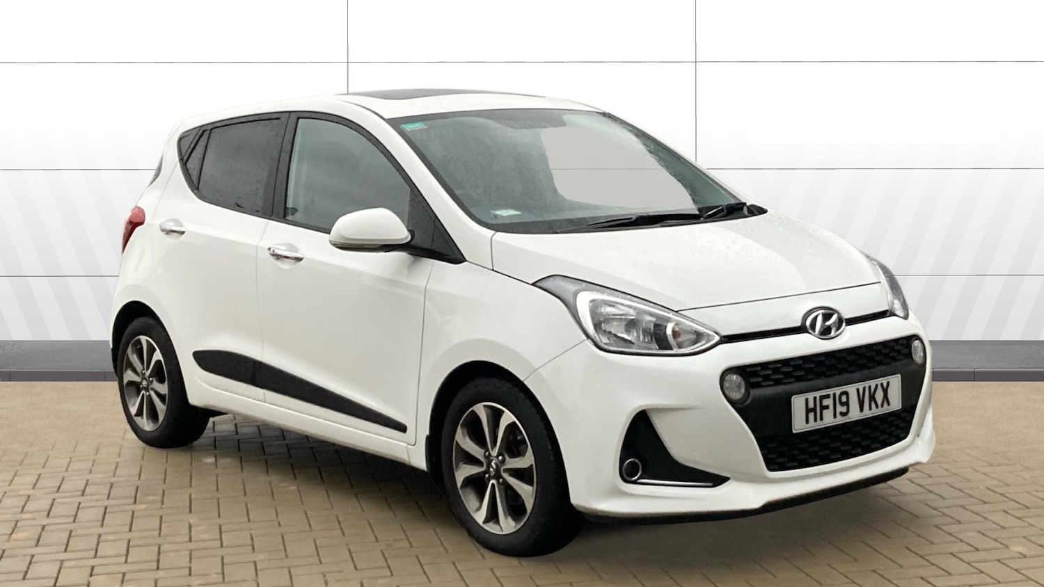 Used Hyundai i10 2019 for sale - 77906242: Photo 1